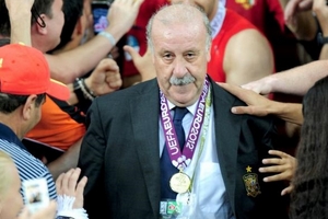 Del Bosque bất ngờ tuyên bố rời tuyển TBN