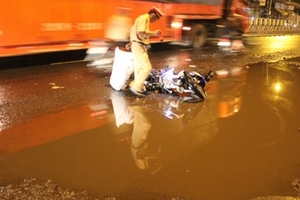 Vũng nước oan nghiệt trên quốc lộ, thiếu nữ tử vong