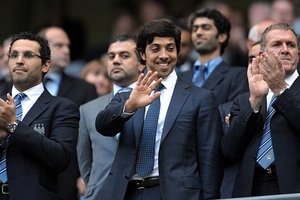 Henry sẽ thi đấu dưới quyền ông chủ...Man City