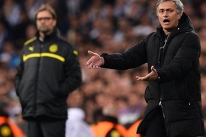 Vỡ mộng Decima, Mourinho ngỏ ý muốn bỏ đi