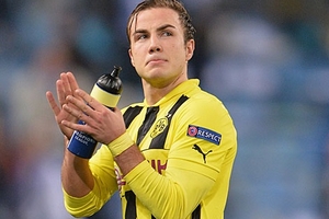 Goetze không cần tiền của Man City