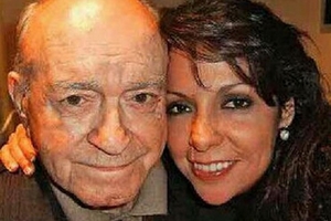 Huyền thoại Real lấy vợ kém mình… 50 tuổi