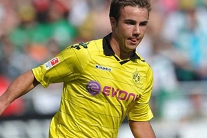 Dortmund nhận hung tin từ "tân binh" của Bayern