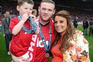 Rooney đón quý tử Klay Anthony Rooney chào đời