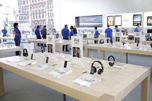 Apple vẫn kiếm bộn tiền từ chuỗi bán lẻ Apple Store