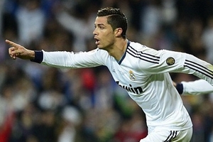 "Chelsea dẫn đầu cuộc đua mua Cristiano Ronaldo"