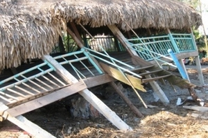 Biển “nuốt” hàng trăm ha rừng và đầm tôm