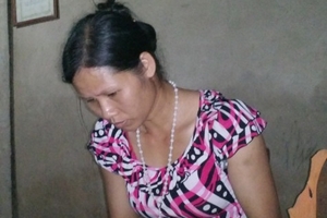 Treo cổ lên xà nhà vì  cãi nhau với vợ