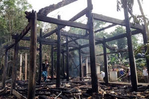 Hà Tĩnh: Hỏa hoạn thiêu trụi một ngôi nhà