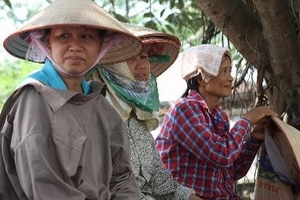 Bắc Bộ oi bức, Trung Bộ trời vẫn nắng nóng gay gắt