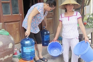 Hà Nội: Người dân lại khát nước trầm trọng