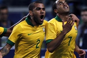 Hạ Pháp 3-0, Brazil "rốtđa" hoàn hảo cho Confed Cup