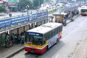 Hệ thống xe buýt Hà Nội sẽ sử dụng thẻ thông minh