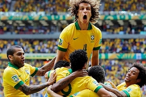 David Luiz khao khát được đối đầu với Tây Ban Nha