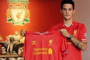 Liverpool chính thức đón tân binh thứ ba Alberto