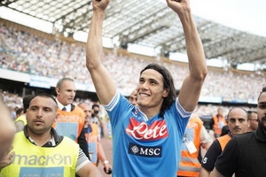 Manchester City đầu hàng trong cuộc đua giành Cavani