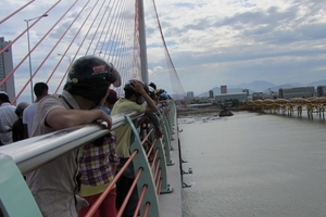 Đà Nẵng: Nam thanh niên nhảy cầu Trần Thị Lý tự tử