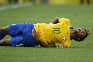 Lugano "gây chiến" với Neymar trước thềm bán kết