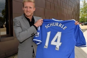 Liverpool đón thêm tân binh, Chelsea đã có Schurrle