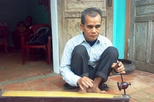 Chuyện đời đặc biệt "dị nhân" mù có tài mở khóa