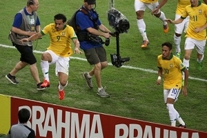Đè bẹp Tây Ban Nha 3-0, Brazil vô địch Confeds Cup