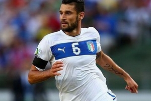 Thành Manchester "đại chiến" vì Antonio Candreva