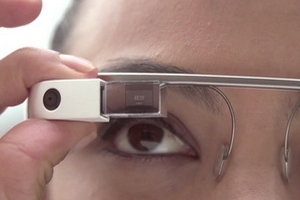 Bản cập nhật Google Glass lại bị lộ thêm 3 tính năng