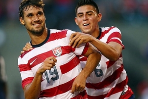 Tuyển Mỹ đại thắng trong ngày ra quân Gold Cup