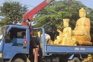 Kỳ lạ nơi sinh ra… Phật