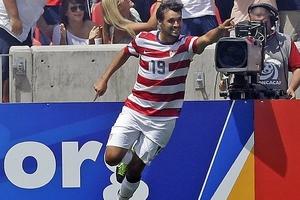 Hạ Cuba, tuyển Mỹ thẳng tiến vào tứ kết Gold Cup