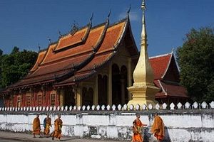 Quảng Ninh hợp tác du lịch với tỉnh Luang Prabang