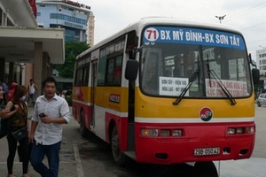 Thủ đô Hà Nội sau 5 năm mở rộng: Khác biệt từ cái vé xe