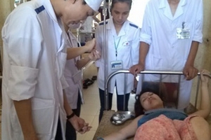 Công ty May Foremart: Hàng trăm công nhân bị ngộ độc