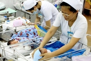 Công an điều tra vụ ba trẻ tử vong sau tiêm vắcxin