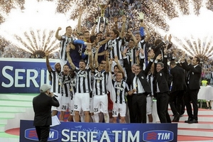 Juventus gặp khắc tinh ngay tại vòng đầu Serie A