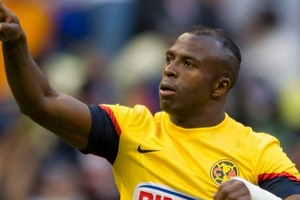 Tuyển thủ Ecuador đột tử sau trận ra mắt CLB mới