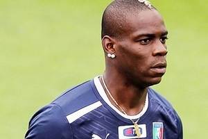 Balotelli lỡ cơ hội chạm trán “người cũ” Man City