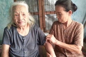 Cưới vợ mới cho chồng sau hơn 20 năm đoàn tụ