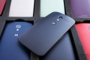 CEO Motorola trần tình việc Moto X cài Android “cũ”