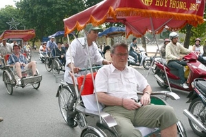 Người Hà Nội sẽ phải ứng xử theo bộ "Quy tắc"