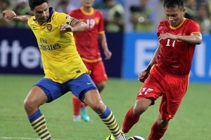 Việt Nam rớt hạng không phải do thua đậm Arsenal