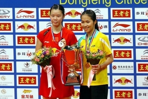 Tay vợt Thái Lan gây sốc ở giải cầu lông thế giới