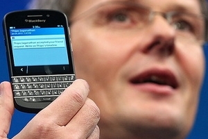 BlackBerry thừa nhận xem xét khả năng “bán mình”