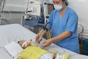 Cứu sống bé gần 3 tháng tuổi bị bệnh tim hiếm gặp