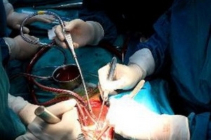 Cứu sống bệnh nhân phồng lóc động mạch chủ nặng