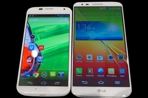 LG G2 phá cách với cấu hình Moto X