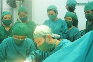 Phát triển bệnh viện vệ tinh giai đoạn 2013-2015: Tập trung vào 5 chuyên khoa quá tải