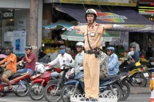 Kiểm tra bảo đảm trật tự, an toàn giao thông Hà Nội