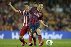 Messi đá hỏng penalty phút cuối, Barca vẫn có cúp