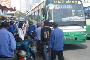 TP HCM: Trang bị wifi cho xe buýt